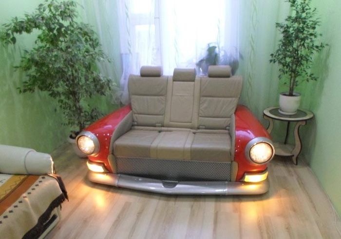 Эксклюзивный диван за 5700$ (5 фото)