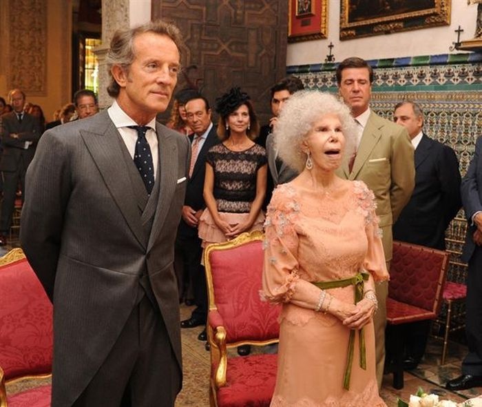 Испания: герцогиня де Альба умерла в возрасте 87-ми лет (13 фото)