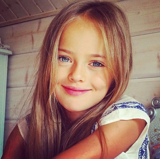 Кристина Пименова — 9-летняя звезда модных журналов (16 фото)
