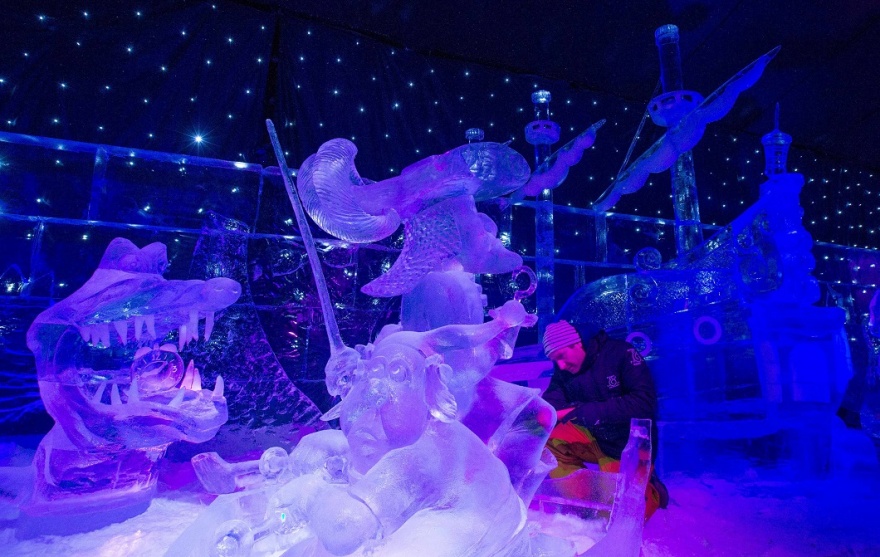 Международный фестиваль ледяных скульптур в Бельгии (12 фото)