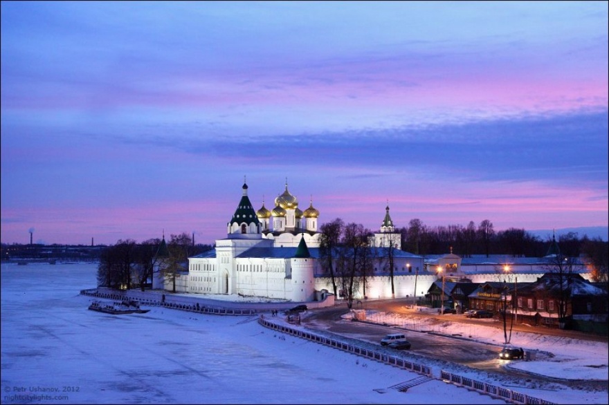10 городов России, куда можно отправиться на Новый год (19 фото)