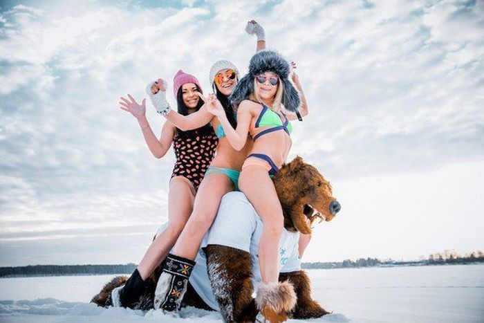 Девушки Сибири приняли участие в фотопроекте по привлечению туристов в регион (9 фото)