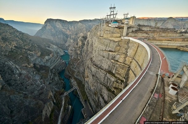 Самые высокие плотины в мире (25 фото)