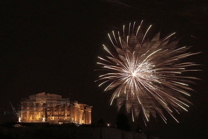 Как мир встретил Новый 2015 год (44 фото)