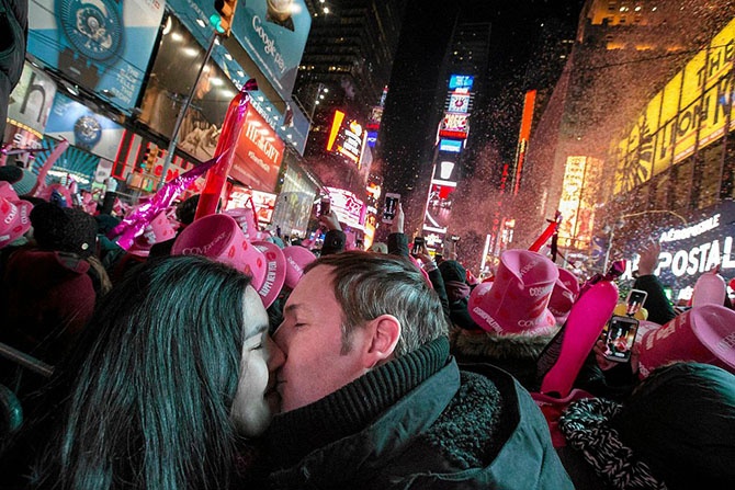 Как мир встретил Новый 2015 год (44 фото)