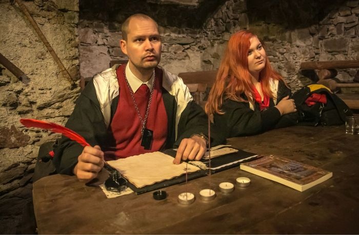 Польша: в замке Чоха открылась школа магии для фанатов Гарри Поттера (22 фото)