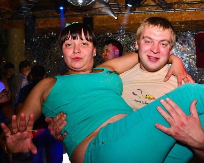 Посетители ночных клубов (35 фото)