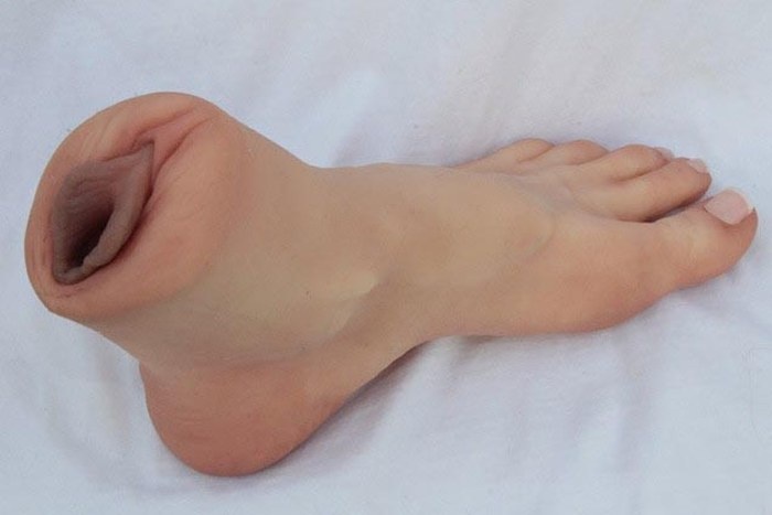 Секс-игрушка для поклонников женских ступней (4 фото)