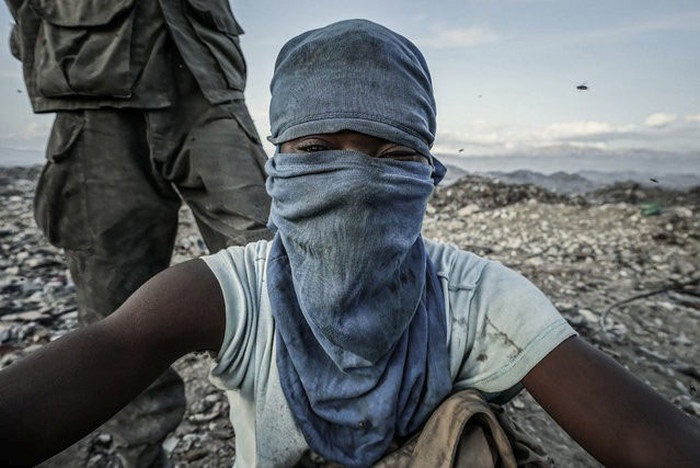 Будни жителей свалки на Гаити (28 фото)