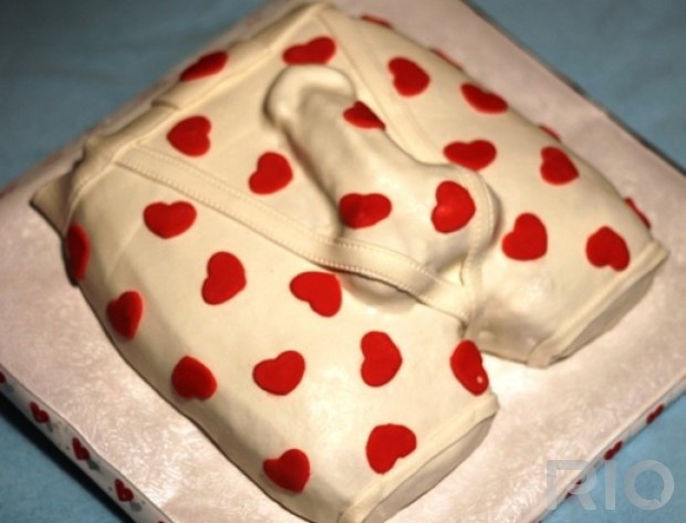 Семнадцать тортов на день святого Валентина (17 фото)