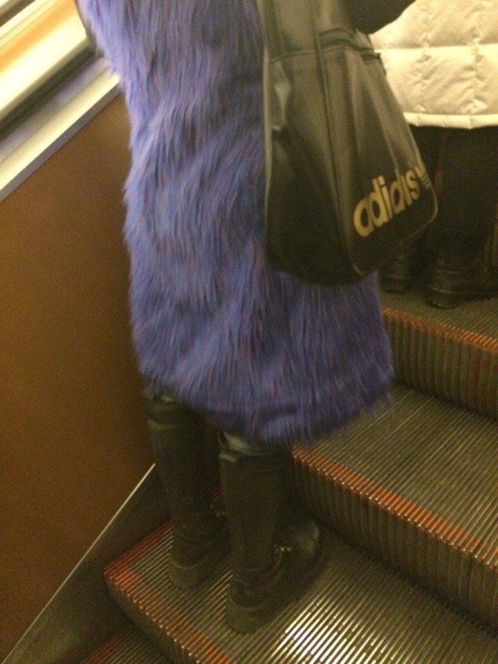 Питерские модники в метро (42 фото)