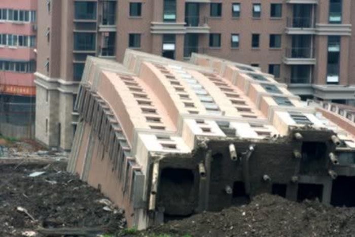 Китайские строители возвели 57-этажный дом за 19 дней (9 фото)