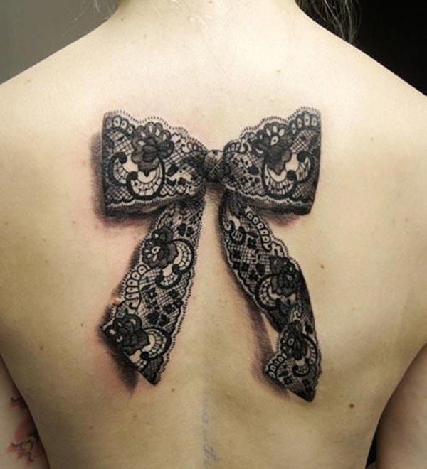 Женские татуировки (17 фото)