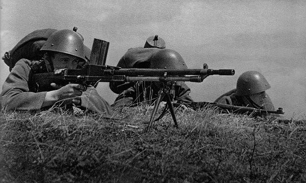 Пулеметы Второй Мировой (12 фото)