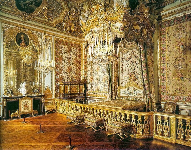 Роскошь королевских спален (16 фото)