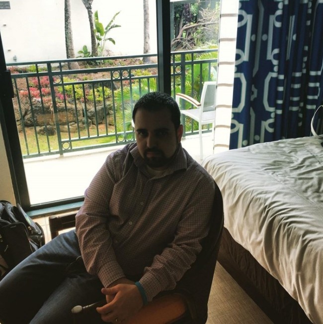 Печальный мужик отдыхает в Пуэрто-Рико (14 фото)