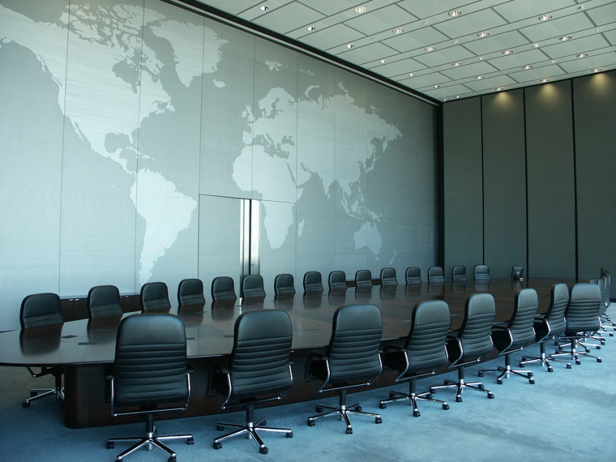 Залы заседаний ведущих корпораций мира и международных организаций (15 фото)