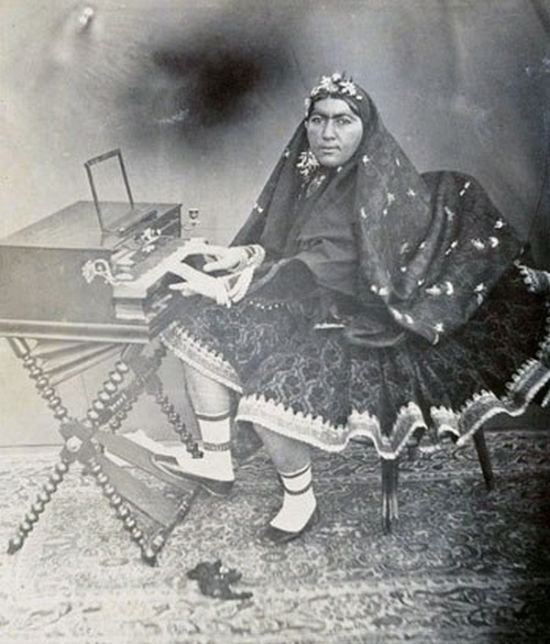 Наложницы и жены шаха Ирана в XIX веке (12 фото)