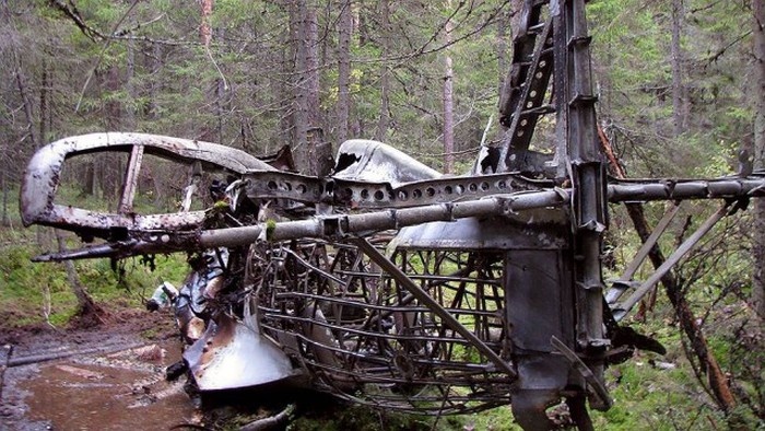 Группа любителей авиации ищет и восстанавливает сбитые самолеты времен Великой Отечественной войны (11 фото)