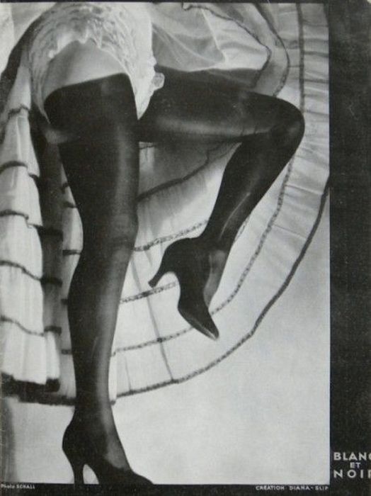 Реклама французского нижнего белья в 30-х годах прошлого века (14 фото)