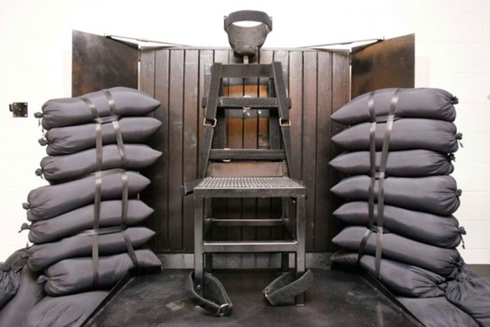 Помещения, в которых казнят преступников в США (27 фото)