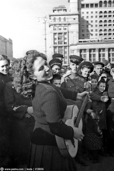 Празднование Победы в Москве 1945 года (38 фото)