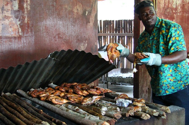 Жаренное на углях мясо в различных национальных кухнях (10 фото)