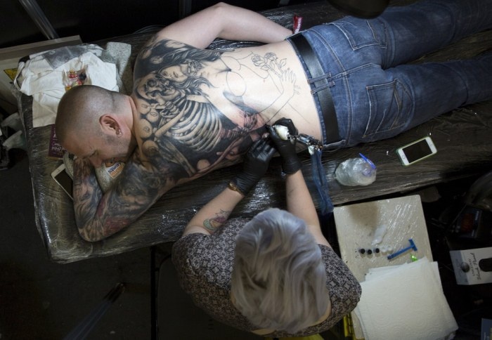 14 фото с британского фестиваля татуировок