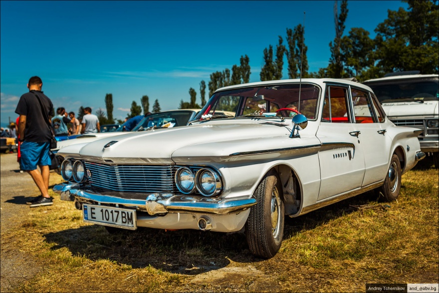 Слет владельцев ретро-автомобилей в Болгарии (37 фото)
