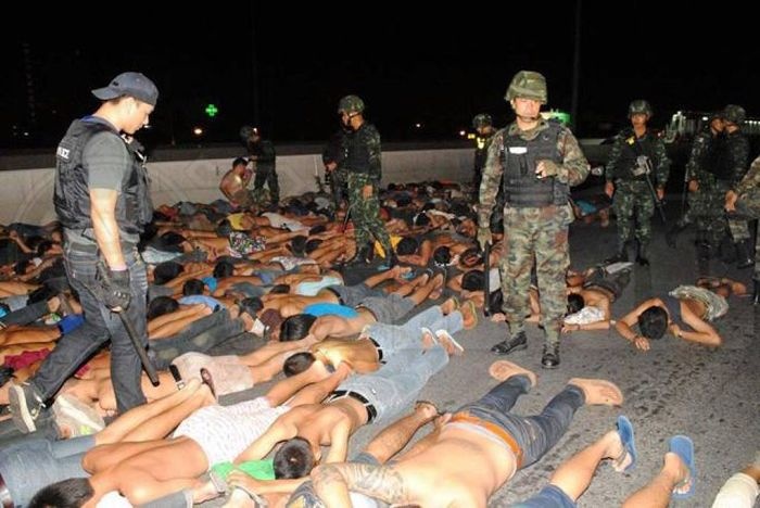 В Таиланде задержали более четырех сотен нелегальных уличных гонщиков (7 фото)