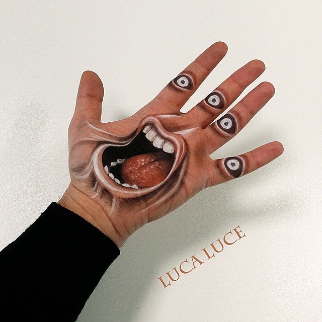 Прикольные 3D рисунки на ладонях от художника Luca Luce (20 фото)