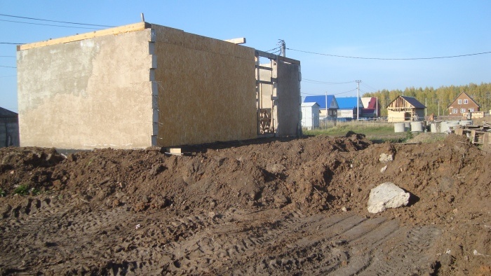 Реальный пример строительства собственного дома при очень ограниченном бюджете (42 фото)