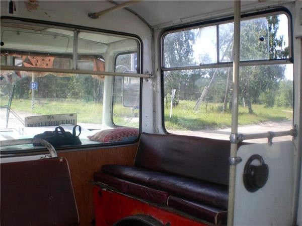 ЛиАЗ-677 - пассажирский автобус советской эпохи (11 фото)
