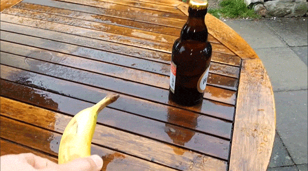 15 нестандартных способов открыть бутылку пива (15 гифок)