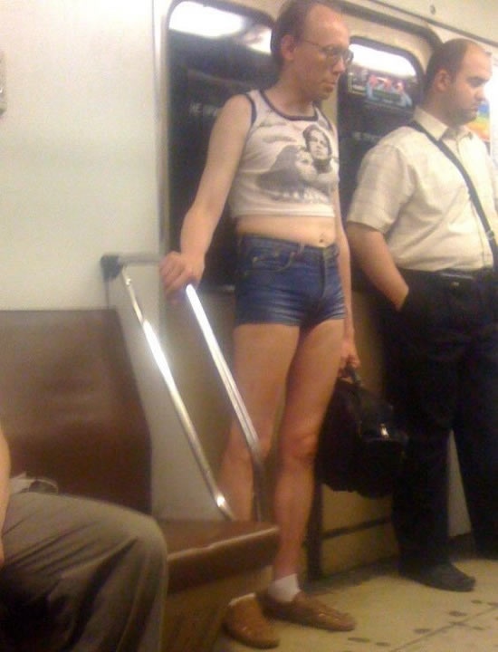 Кого только не встретишь в метро (26 фото)