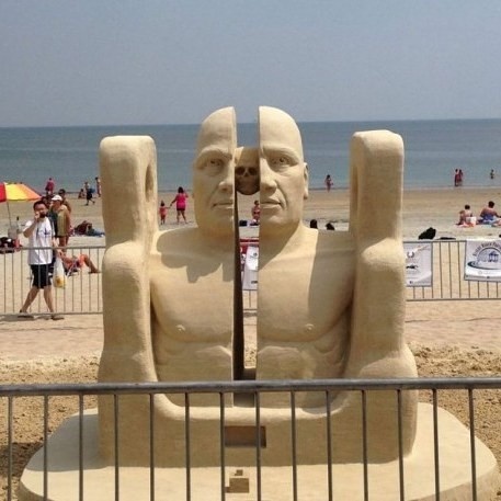 Необыкновенные скульптуры из песка