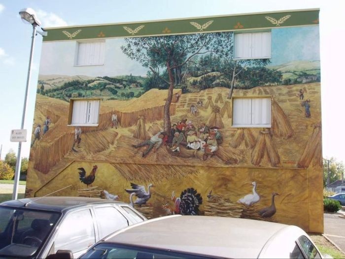 Рисунки на жилых домах