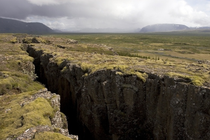 Тектонические плиты в Исландии (11 фото)