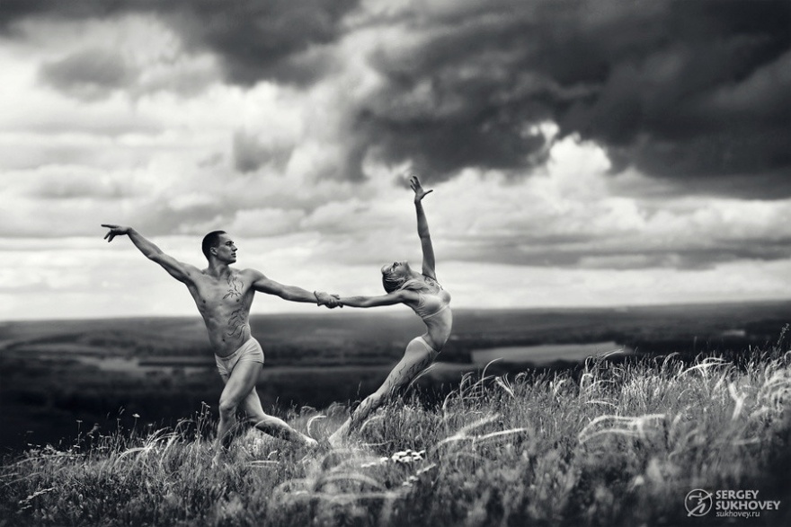 Необыкновенные фотографии танцоров (12 фото)