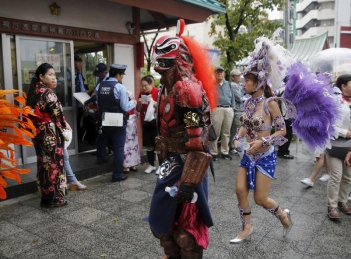 Японский карнавал самбы (13 фото)