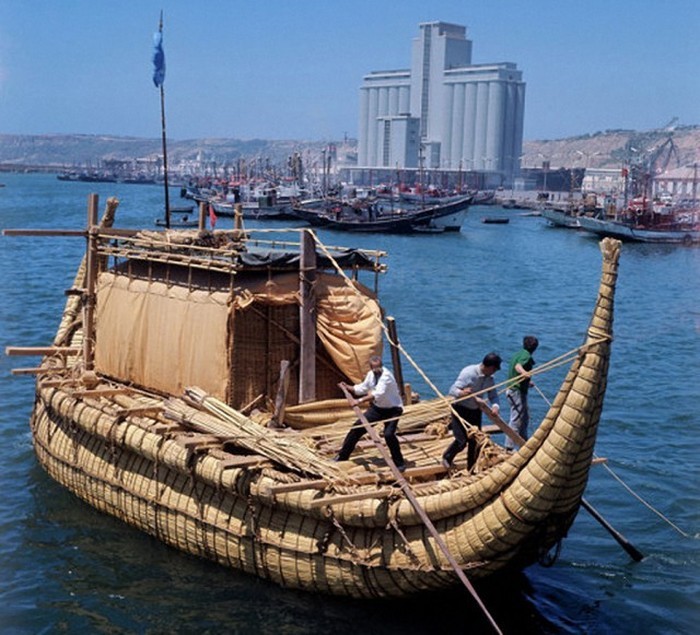 Путешествие на папирусной лодке «Ра» Юрия Сенкевича и Тура Хейердална (11 фото)