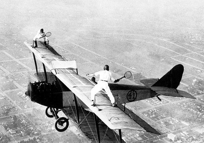 Ходоки по крыльям самолетов (1919-1982 годы)