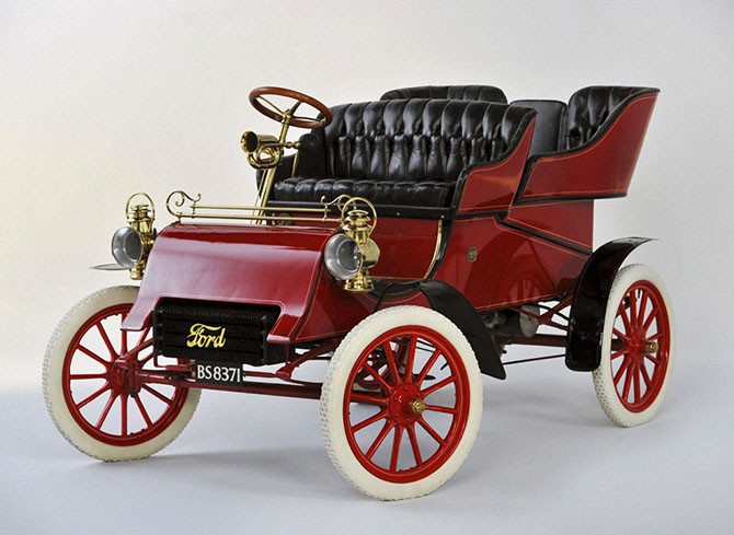 Модели автомобилей с которых началась история автопроизводителей