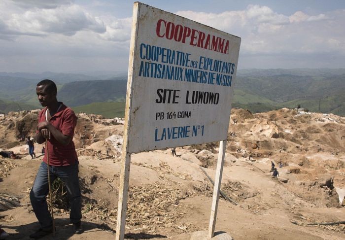 Добыча минерала колтана в Конго (21 фото)