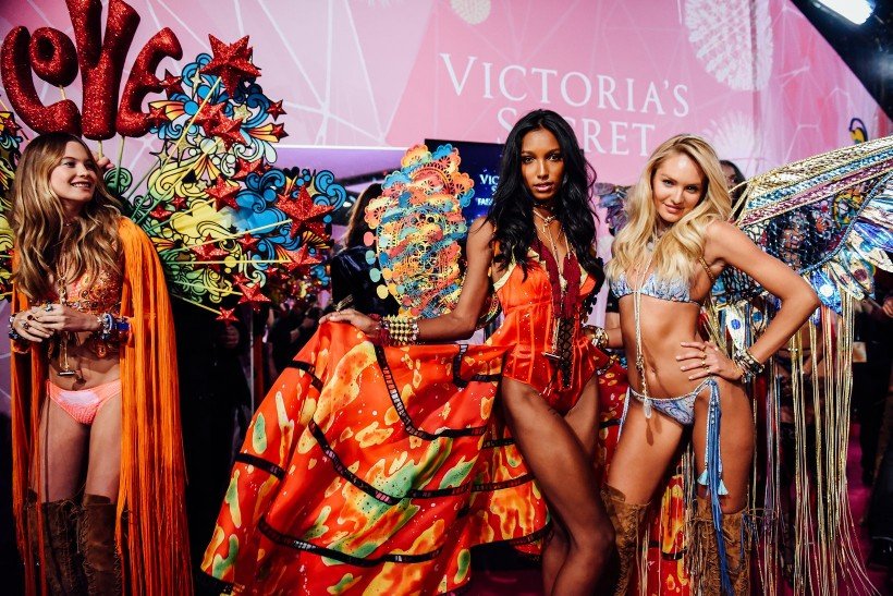 За кулисами шоу Victoria’s Secret