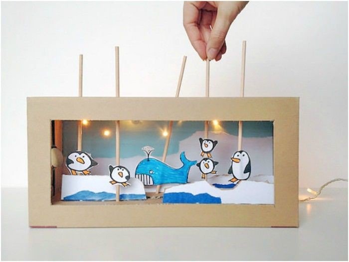 Интересные идеи как сделать из обыкновенного картона оригинальные игрушки для детей (20 фото)