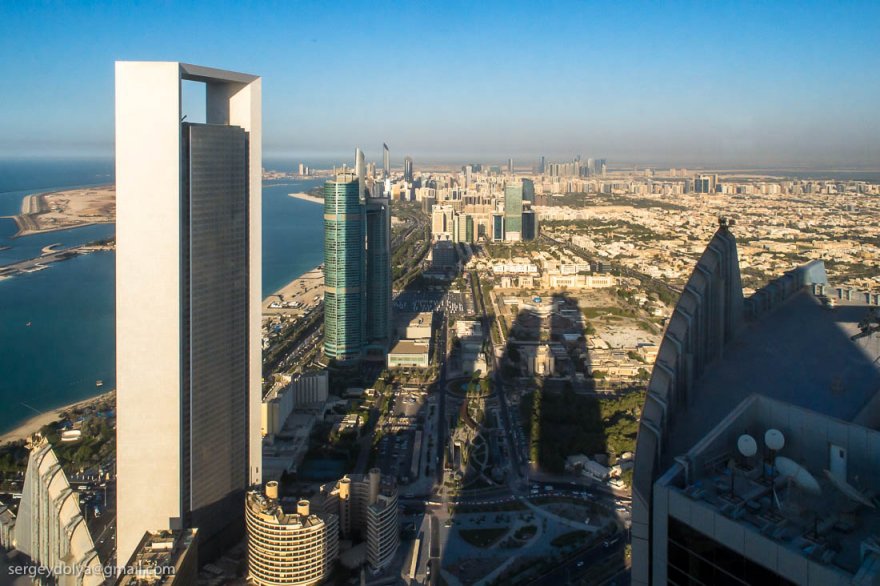 Cовременный бизнес-отель в Абу Даби