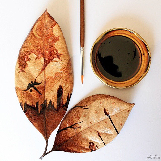 Восхитительные рисунки на листьях, нарисованных остатками утреннего кофе