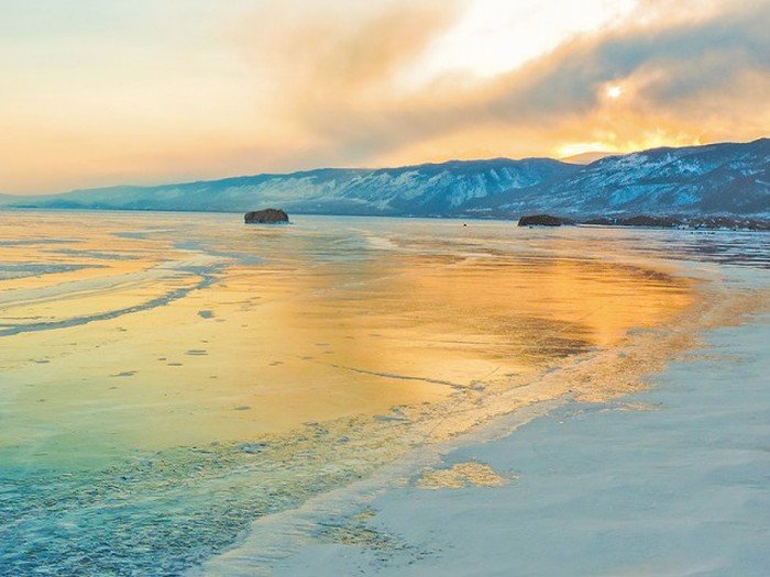 Пейзажи зимнего Байкала (35 фото)