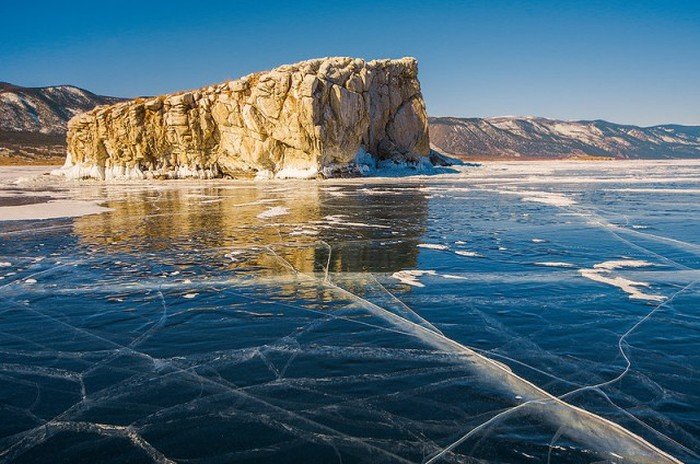 Пейзажи зимнего Байкала (35 фото)